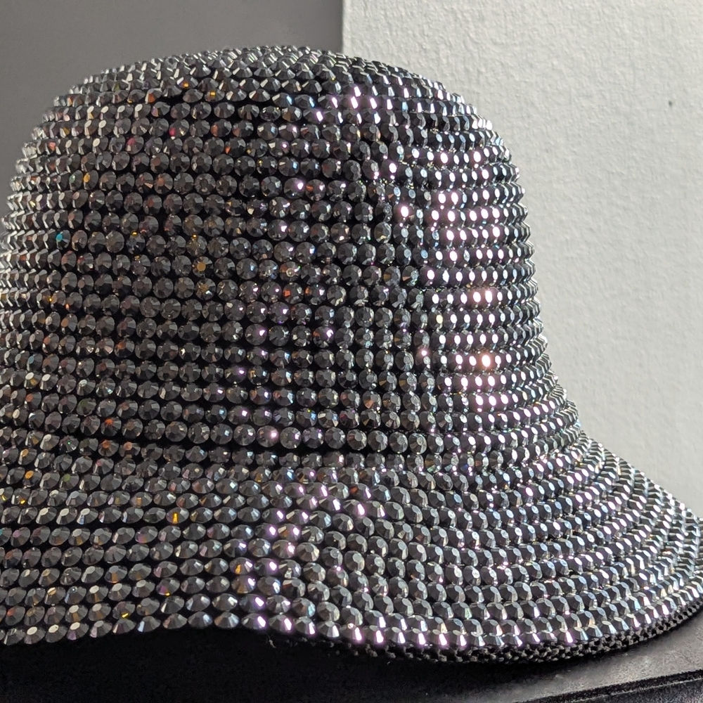 Go Everywhere & Sparkle & Shine With Silver Stone Studs Bucket Hat! - Picture 5 of 9